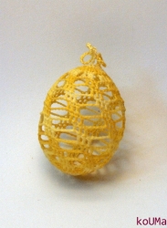 Háčkované vajíčko  žluté duhové 2