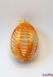 Háčkované vajíčko okrovo žluté duhové 1